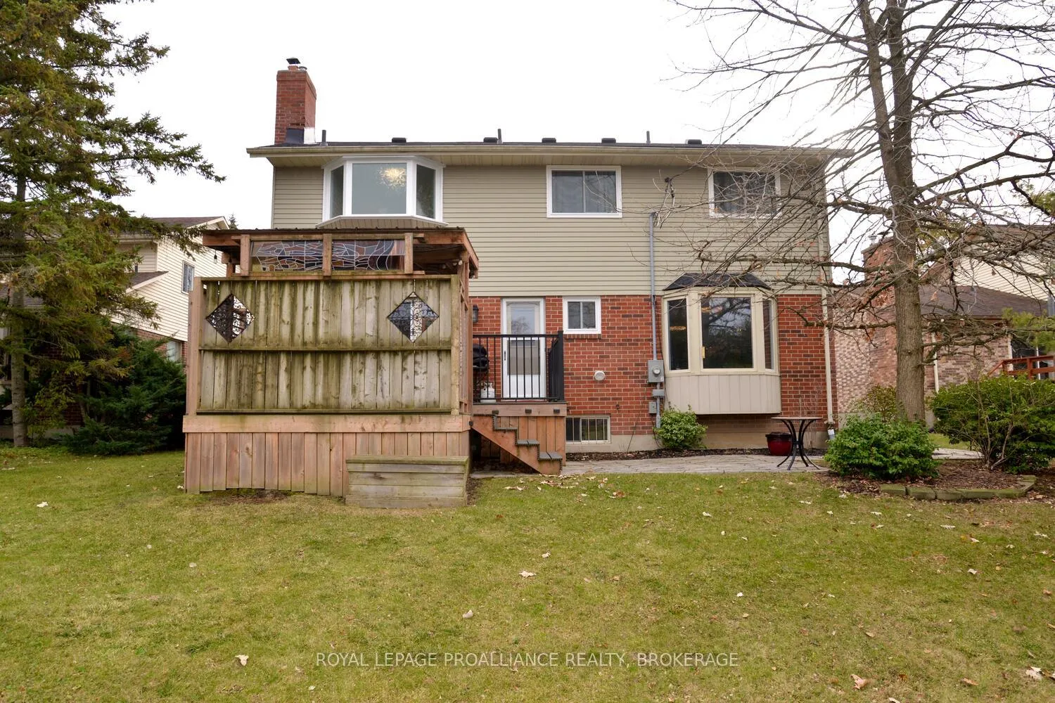 Photo 40 of 59 Glencoe Crescent, Kingston, West of Sir John A. Blvd — HOMEH