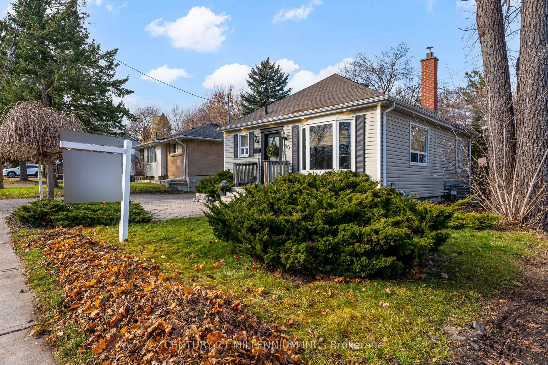 Photo 2 of 30 Clarence Street, Brampton, Downtown Brampton — HOMEH