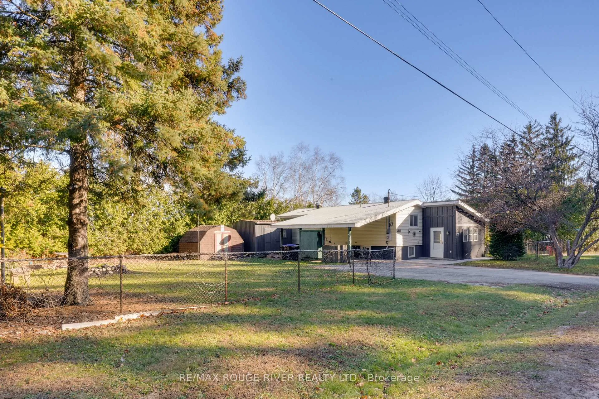 Photo 3 of 474 Wardell Street, Tay, Port McNicoll — HOMEH