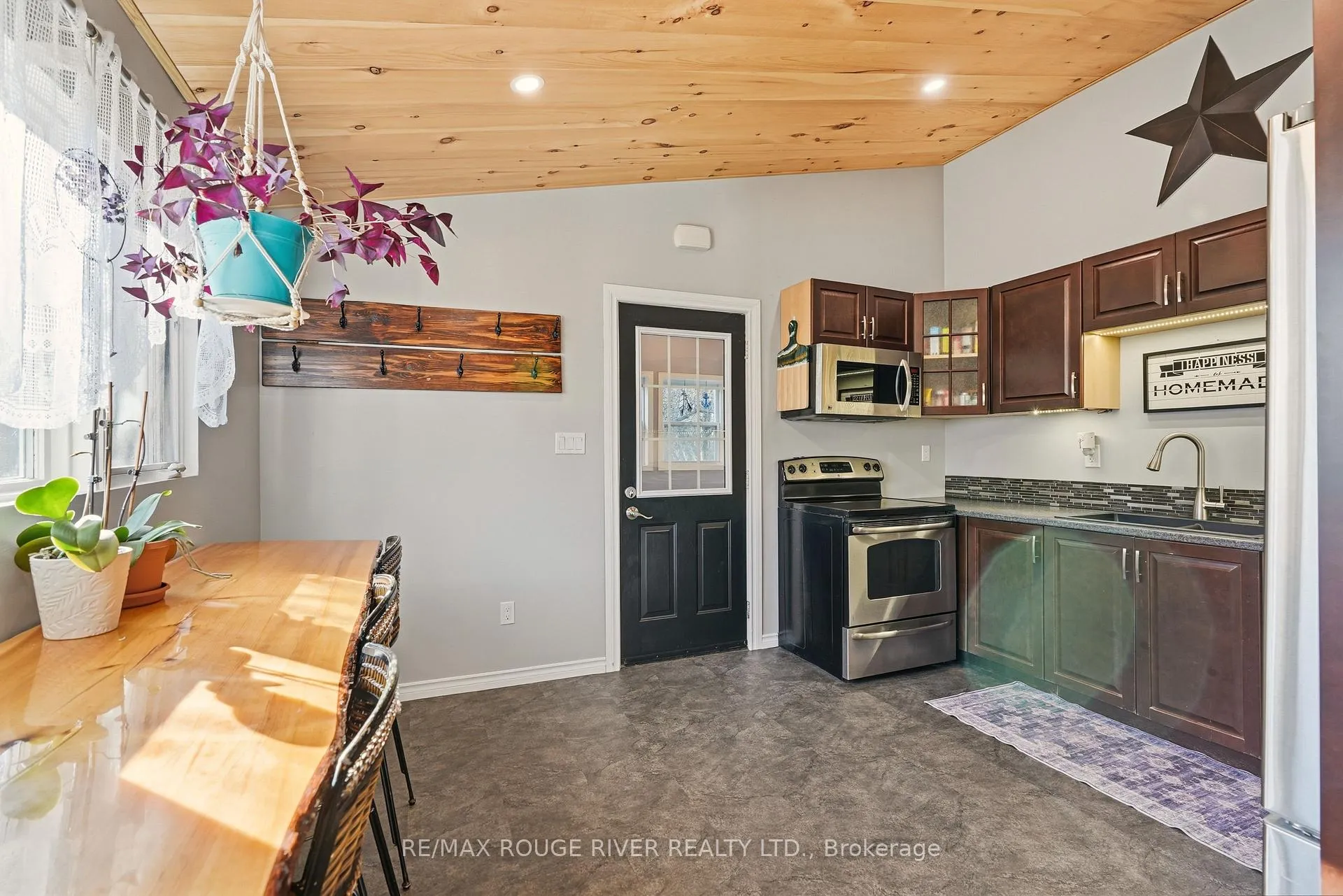 Photo 20 of 474 Wardell Street, Tay, Port McNicoll — HOMEH