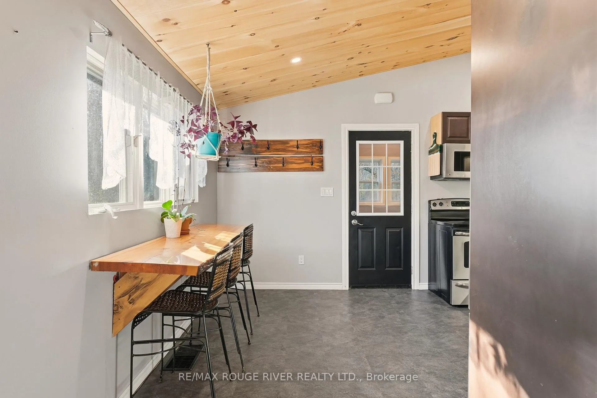 Photo 21 of 474 Wardell Street, Tay, Port McNicoll — HOMEH
