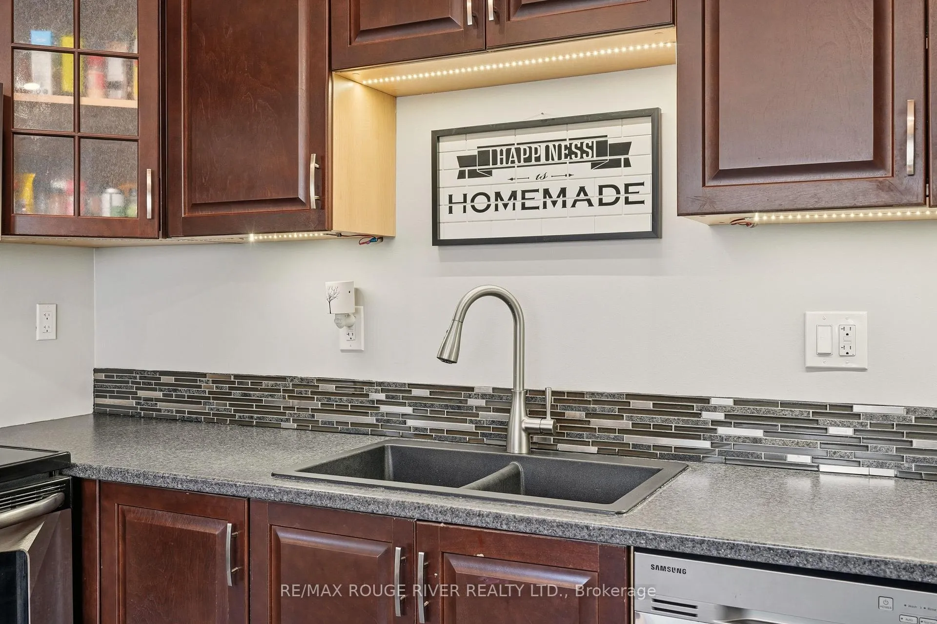 Photo 23 of 474 Wardell Street, Tay, Port McNicoll — HOMEH