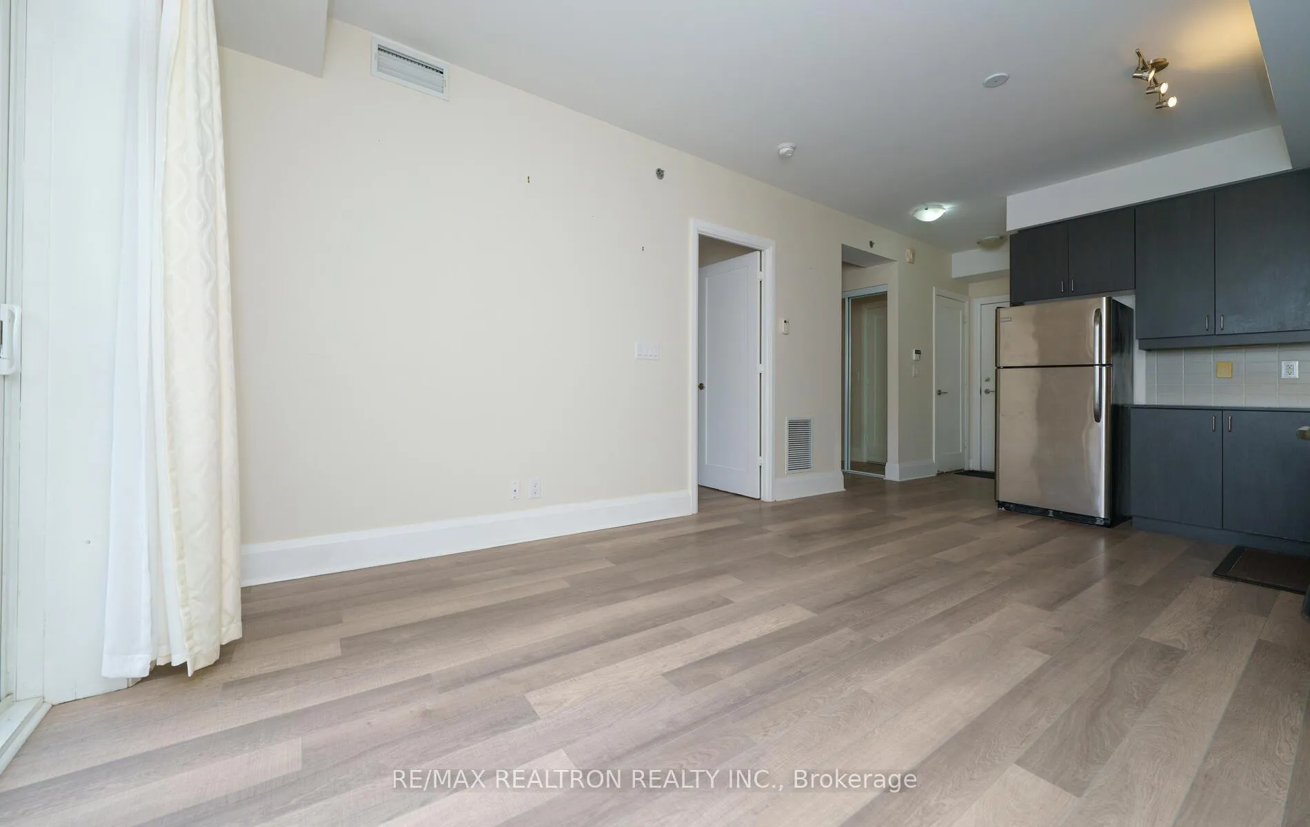 Photo 5 of Unit 129, 28 Prince Regent Street, Markham, Cathedraltown — HOMEH