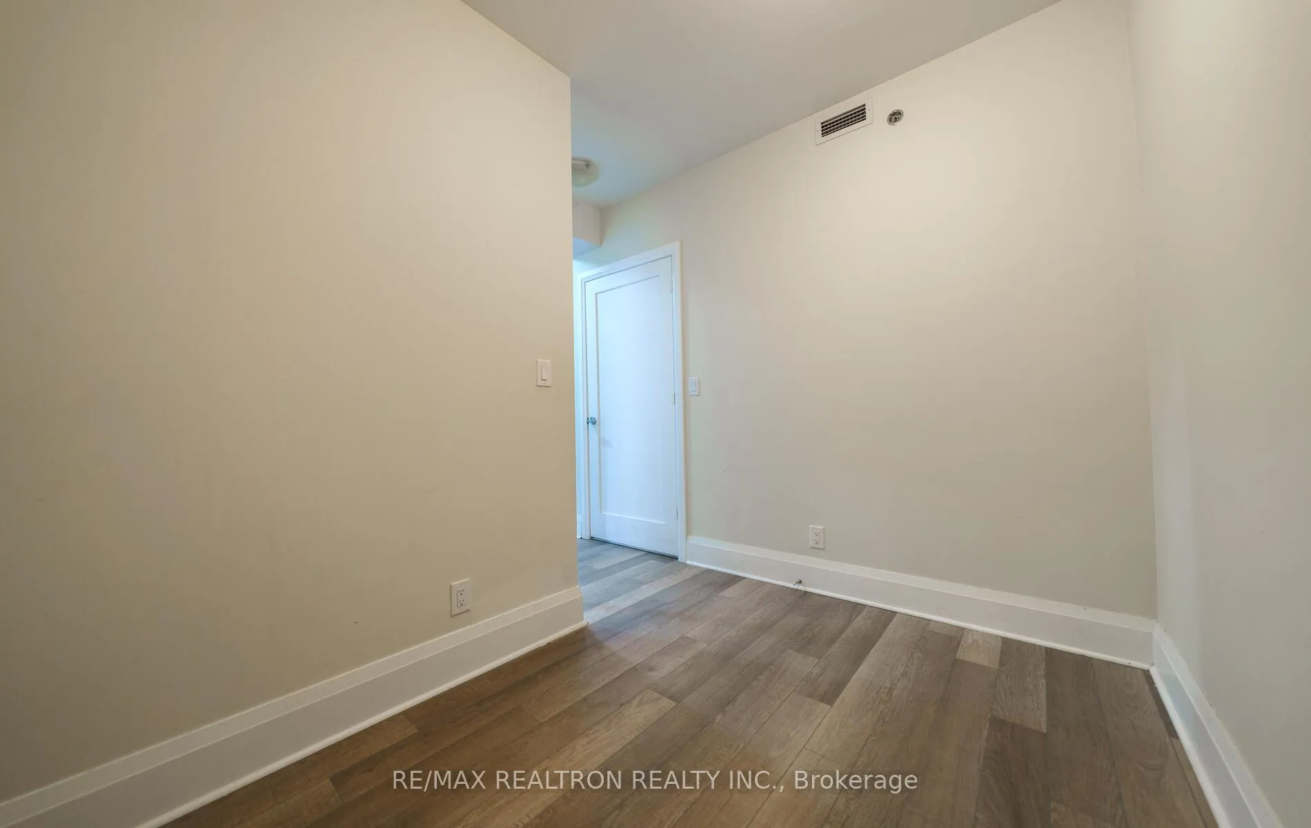 Photo 11 of Unit 129, 28 Prince Regent Street, Markham, Cathedraltown — HOMEH