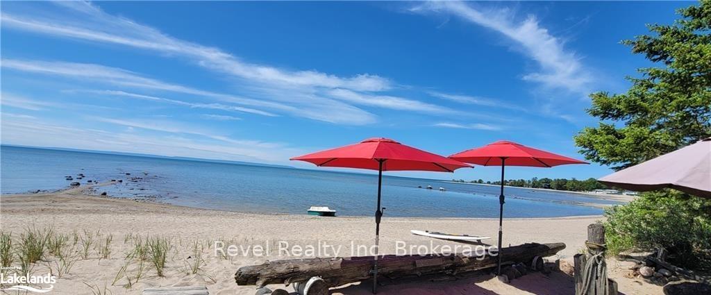 Photo 3 of 1336 Tiny Beaches Road N, Tiny, Rural Tiny — HOMEH