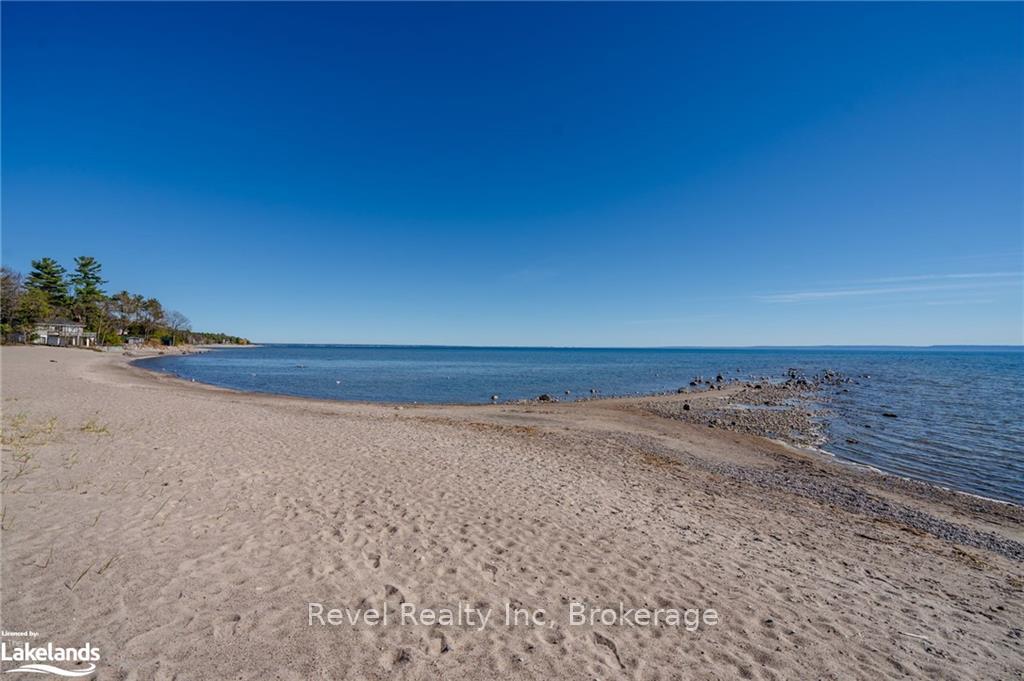 Photo 4 of 1336 Tiny Beaches Road N, Tiny, Rural Tiny — HOMEH
