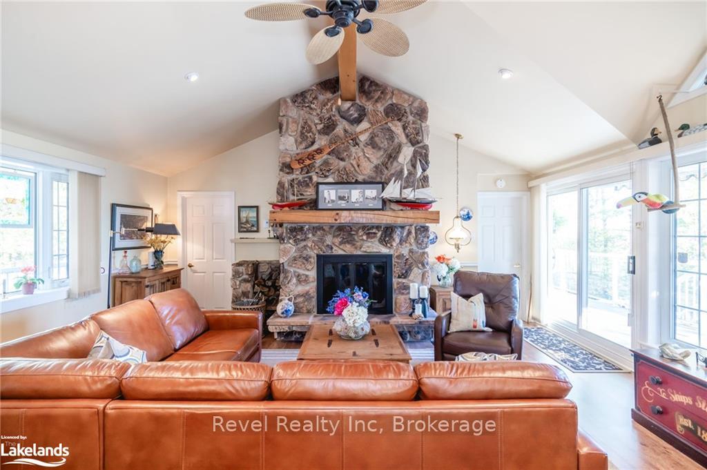 Photo 6 of 1336 Tiny Beaches Road N, Tiny, Rural Tiny — HOMEH