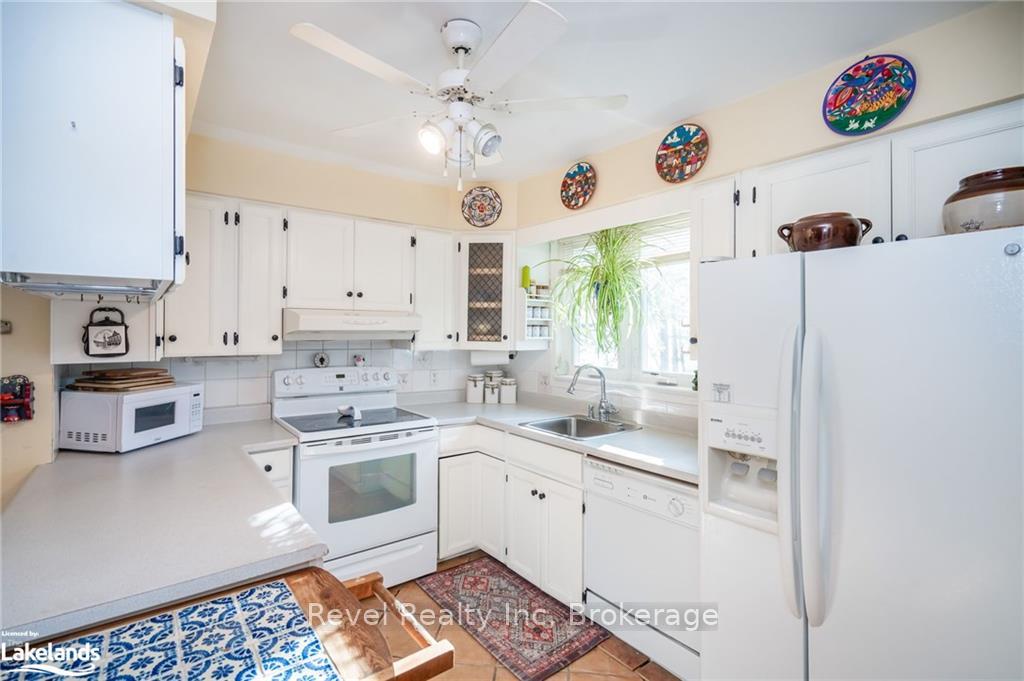 Photo 14 of 1336 Tiny Beaches Road N, Tiny, Rural Tiny — HOMEH