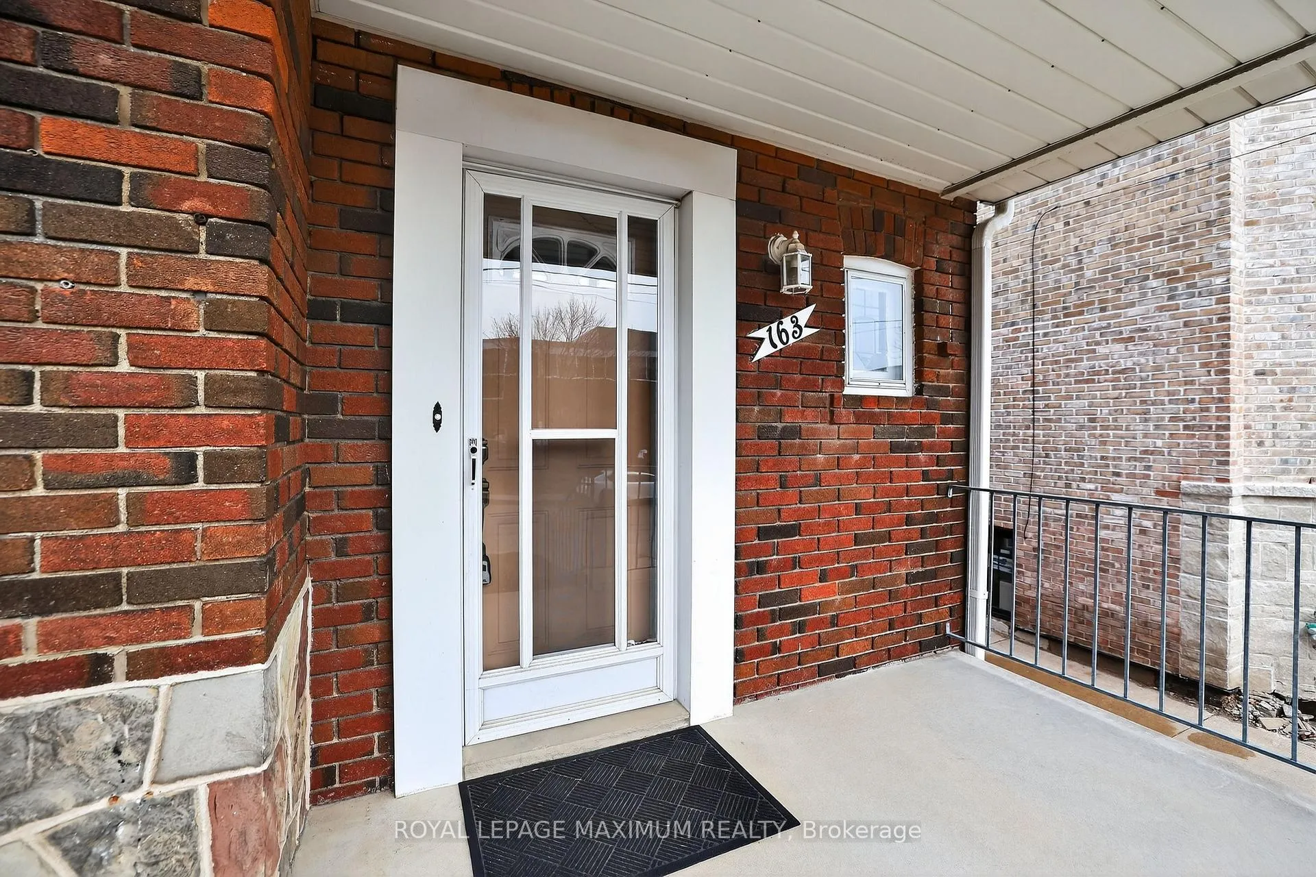 Photo 2 of 163 Durant Avenue, Toronto, East York — HOMEH