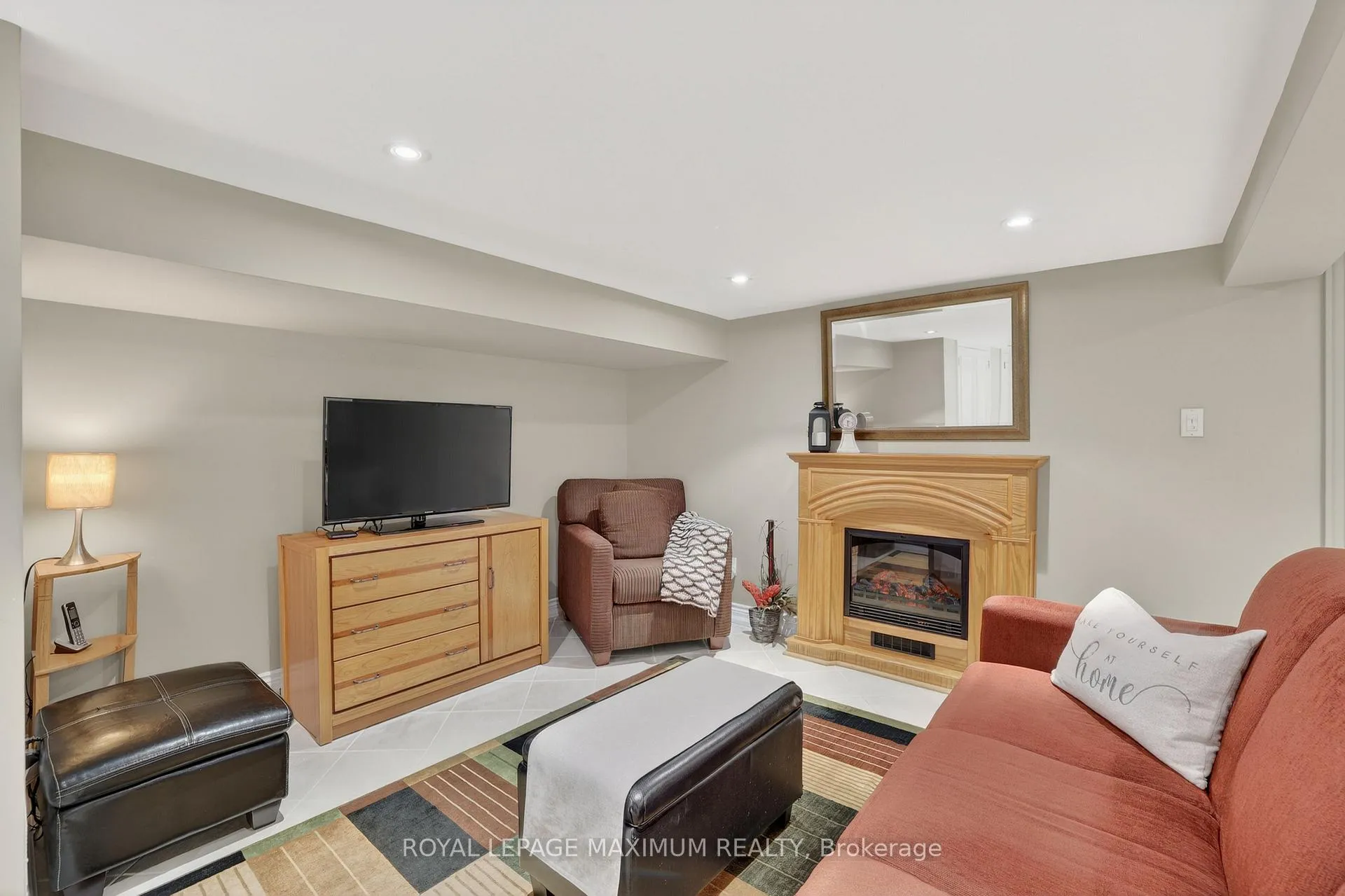 Photo 25 of 163 Durant Avenue, Toronto, East York — HOMEH