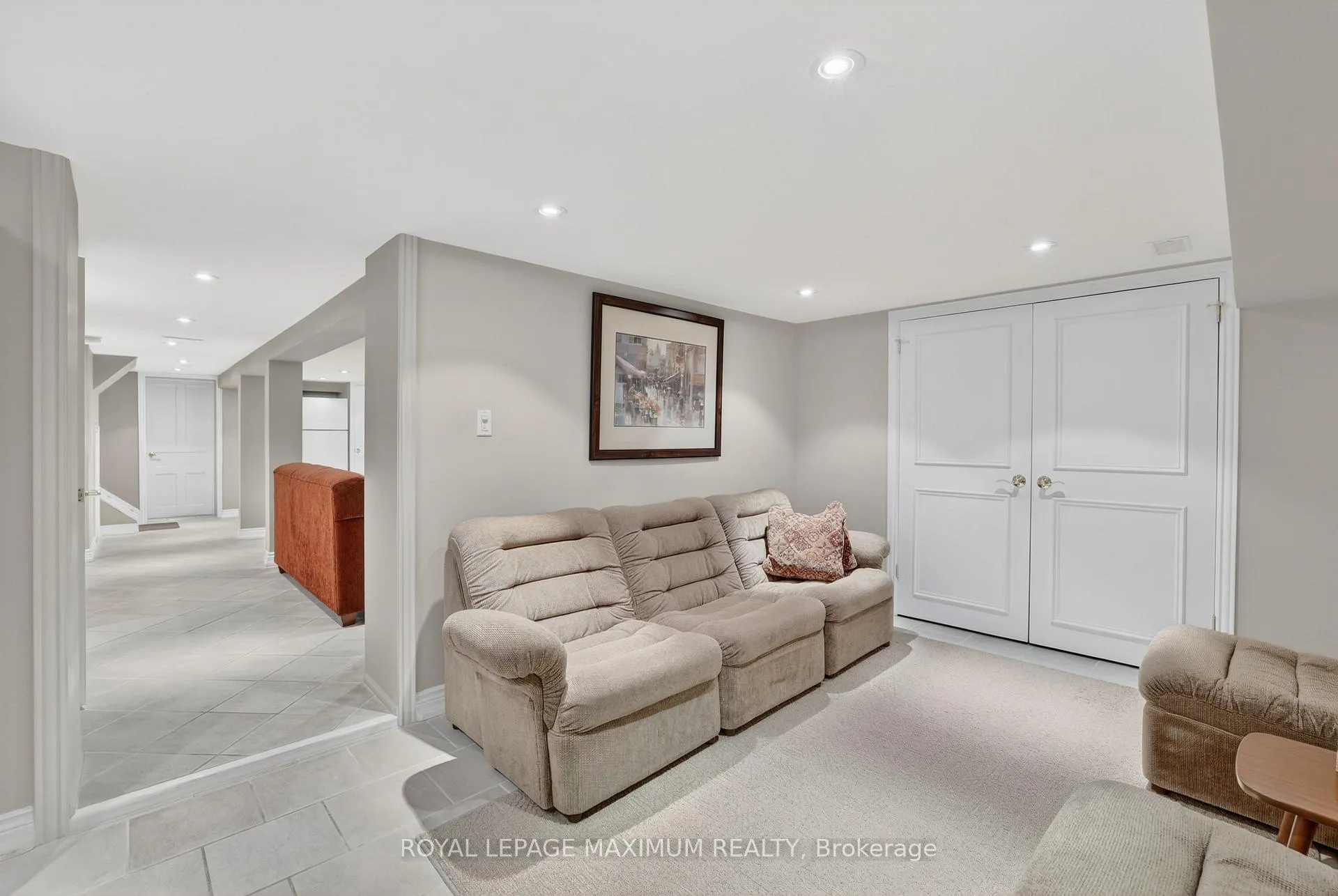 Photo 28 of 163 Durant Avenue, Toronto, East York — HOMEH