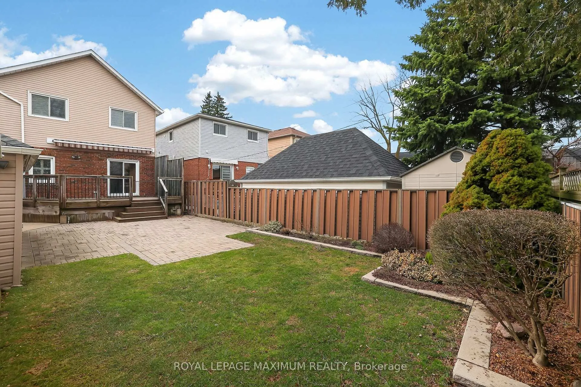 Photo 41 of 163 Durant Avenue, Toronto, East York — HOMEH