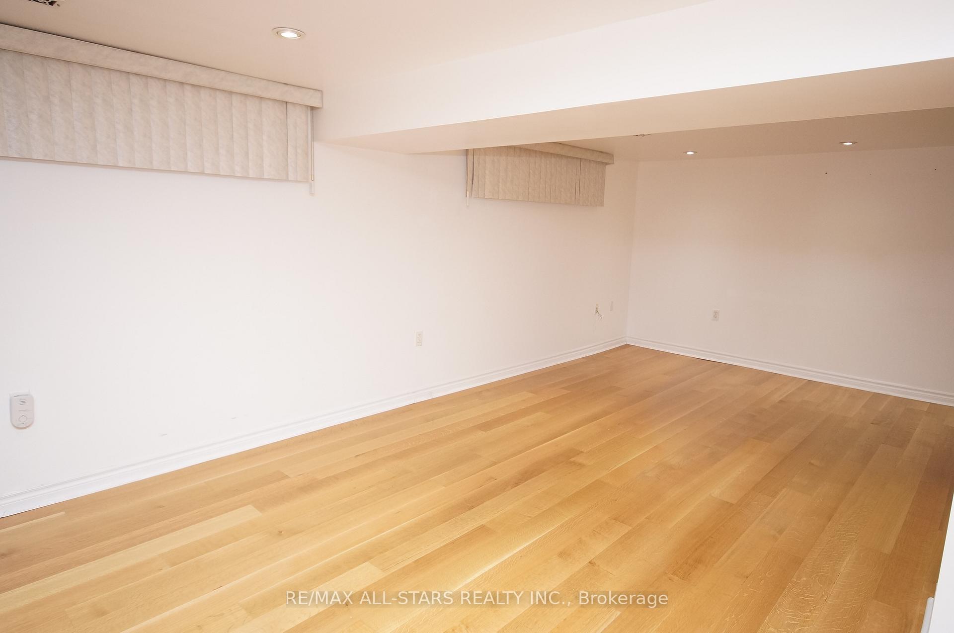 Photo 3 of Unit Bsmt, 30 Doerr Road, Scarborough, Bendale — HOMEH