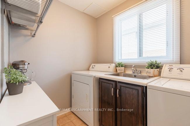 Photo 13 of 150 Keefer Road, Thorold, Confederation Heights — HOMEH