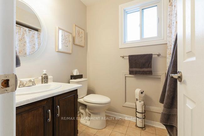 Photo 16 of 150 Keefer Road, Thorold, Confederation Heights — HOMEH