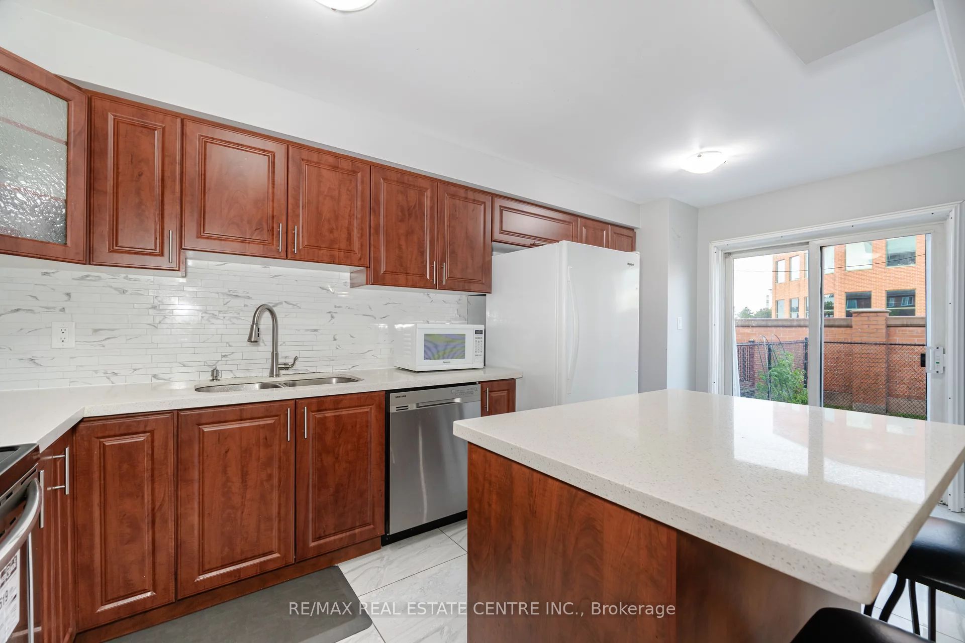 Photo 40 of Unit 14, 35 Malta Avenue, Brampton, Fletcher's Creek South — HOMEH