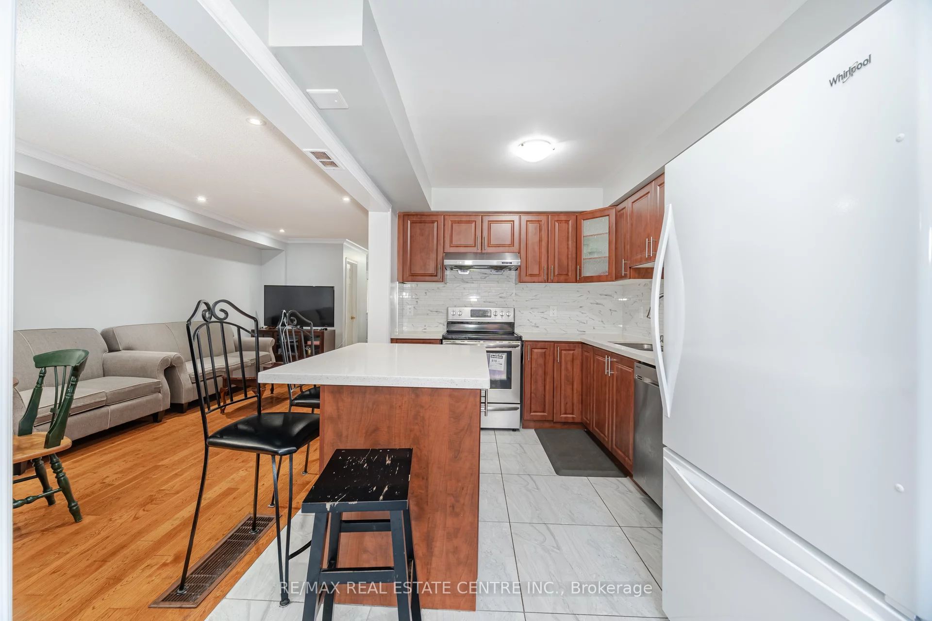 Photo 38 of Unit 14, 35 Malta Avenue, Brampton, Fletcher's Creek South — HOMEH
