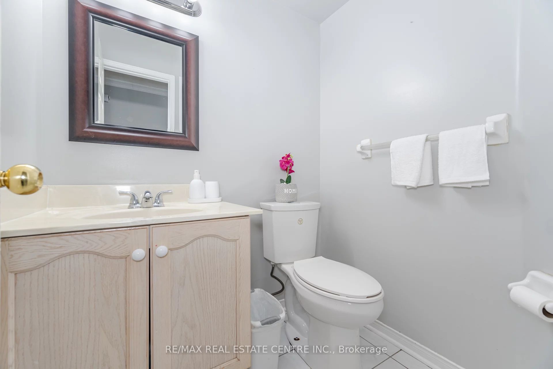 Photo 42 of Unit 14, 35 Malta Avenue, Brampton, Fletcher's Creek South — HOMEH