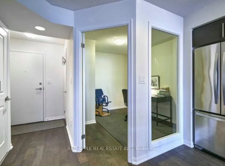 Photo 5 of Unit 716, 400 Adelaide Street E, Toronto, Moss Park — HOMEH