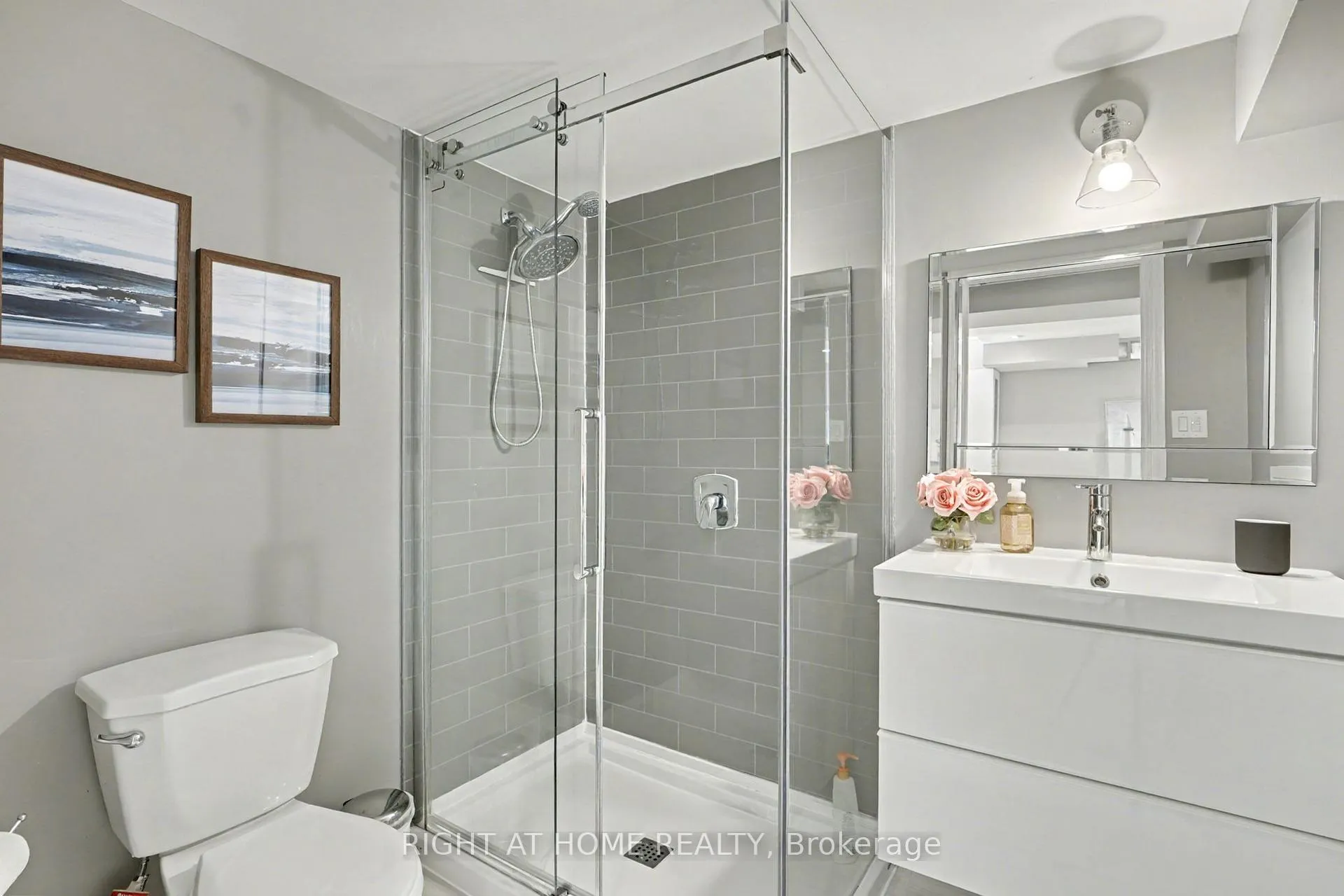 Photo 26 of 88 Buttercup Crescent, Hamilton, Waterdown — HOMEH