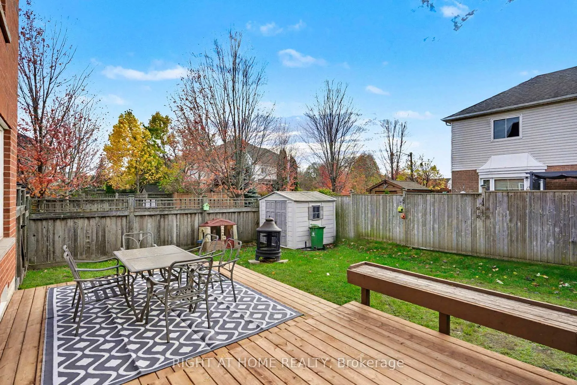 Photo 27 of 88 Buttercup Crescent, Hamilton, Waterdown — HOMEH