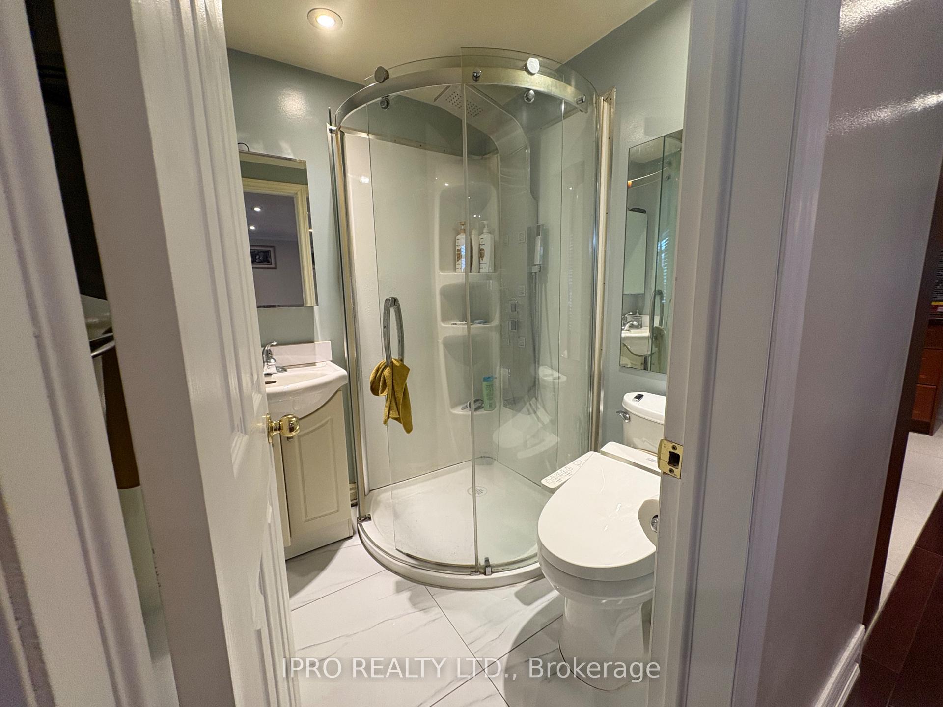 Photo 8 of 24 Gracemount Crescent, Scarborough, Woburn — HOMEH