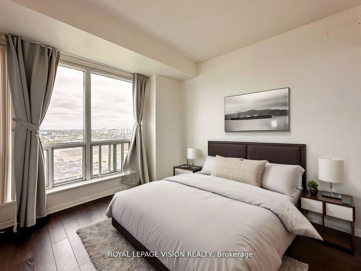 Front of Unit 2106, 11 Lee Centre Drive