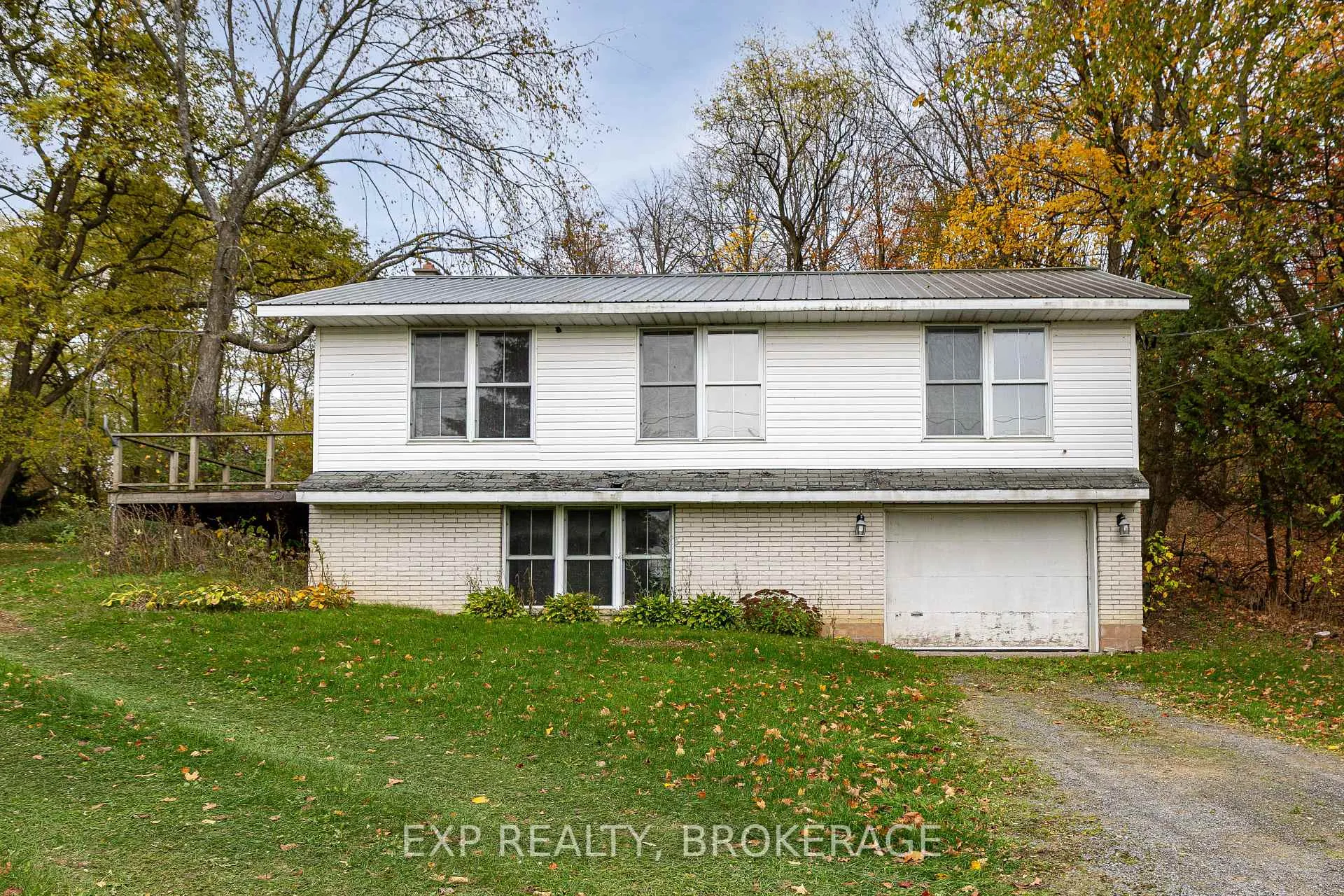 Photo 2 of 6392 Perth Road, Frontenac, Frontenac South — HOMEH