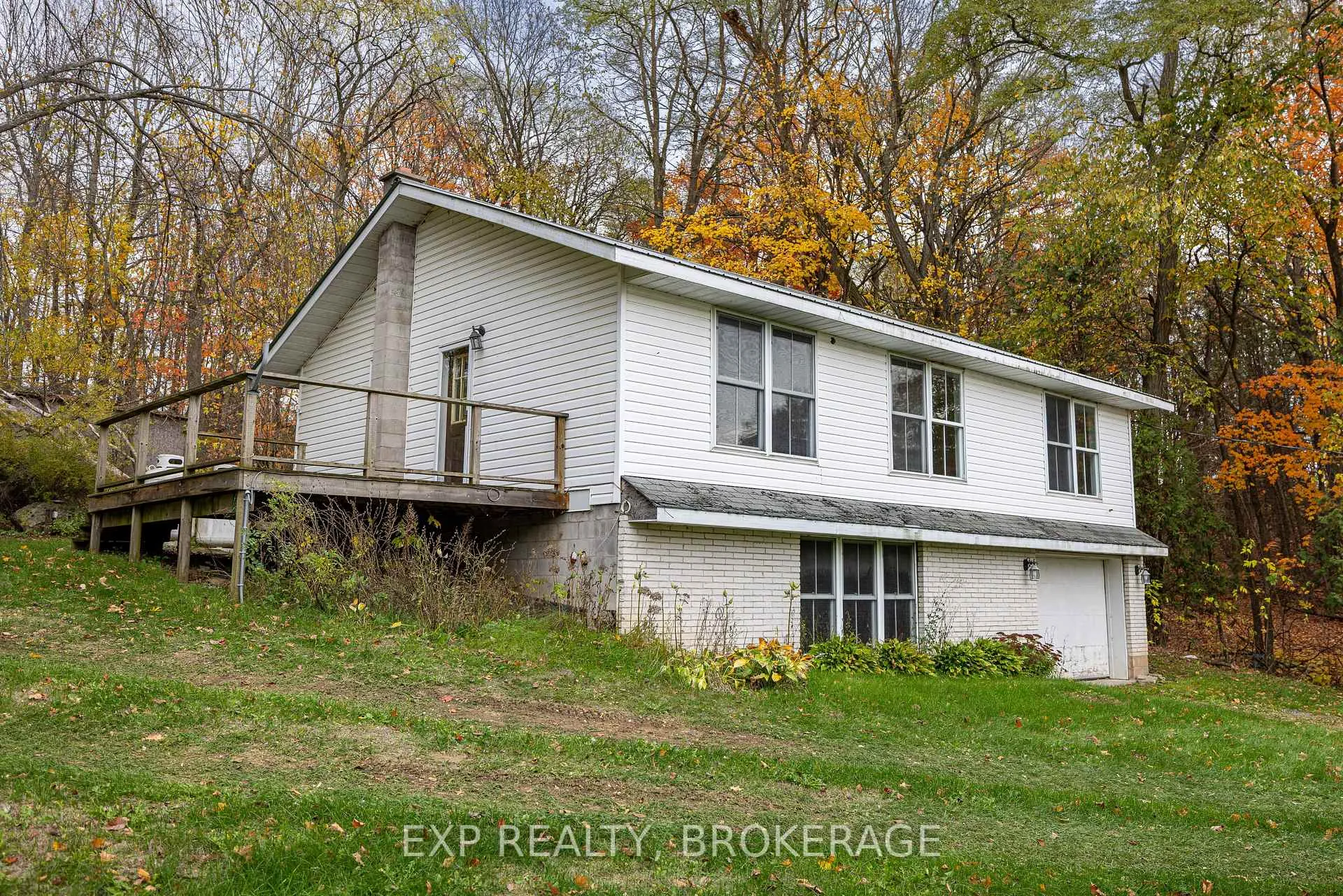 Photo 3 of 6392 Perth Road, Frontenac, Frontenac South — HOMEH
