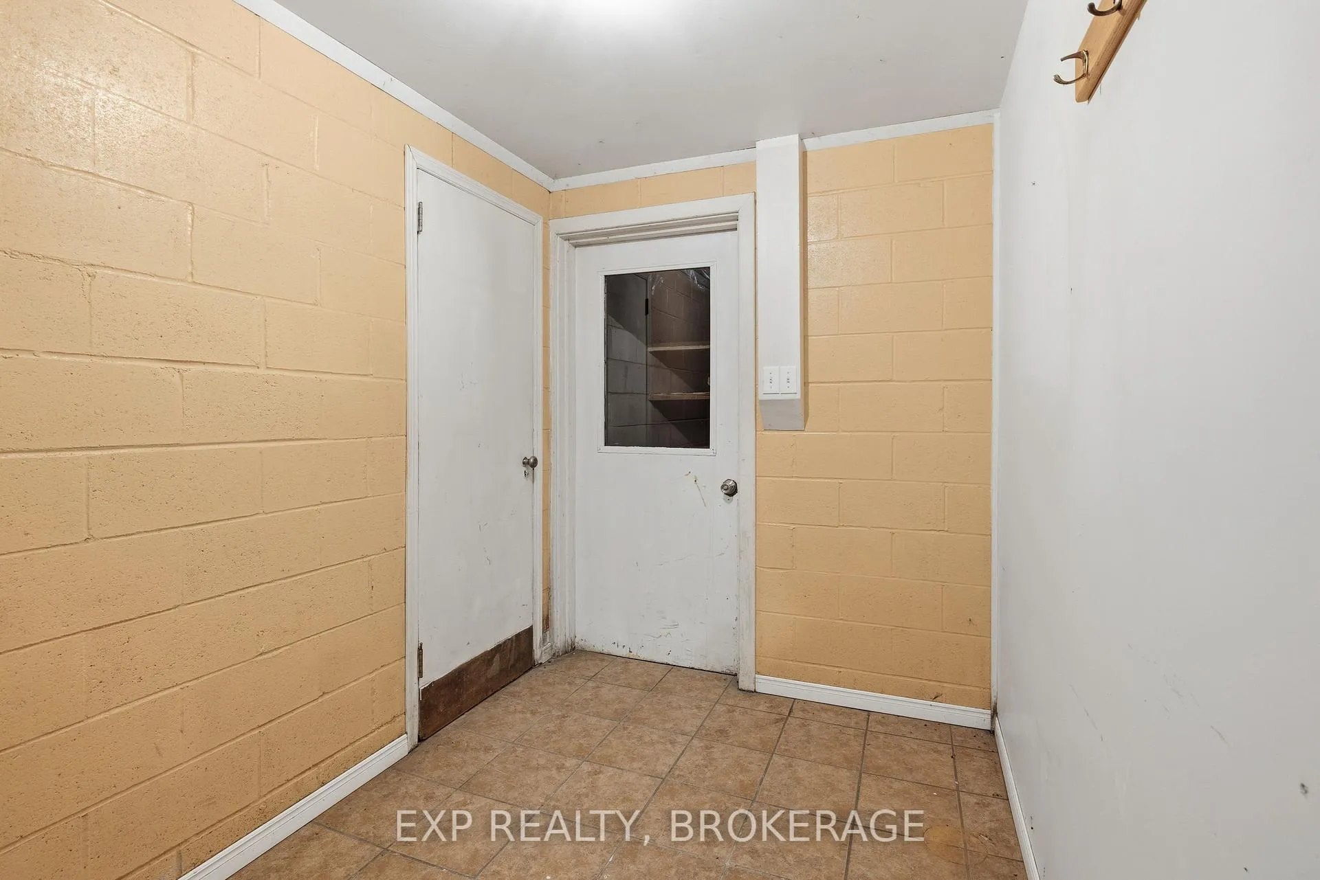 Photo 20 of 6392 Perth Road, Frontenac, Frontenac South — HOMEH