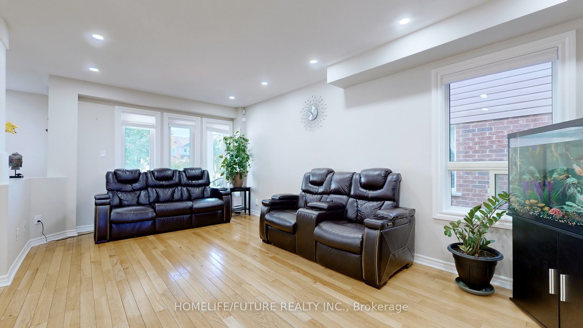Photo 44 of 75 Shady Lane Crescent, Clarington, Bowmanville — HOMEH