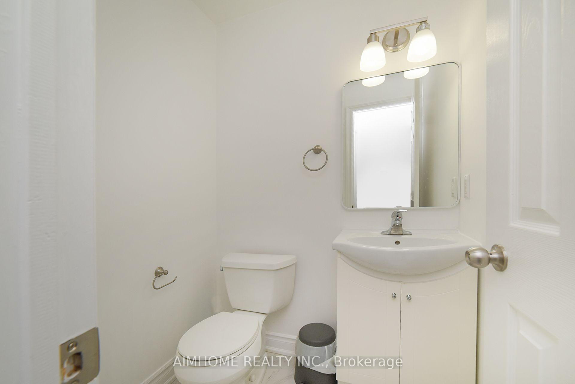 Photo 8 of 213 Hupfield Trail, Scarborough, Malvern — HOMEH