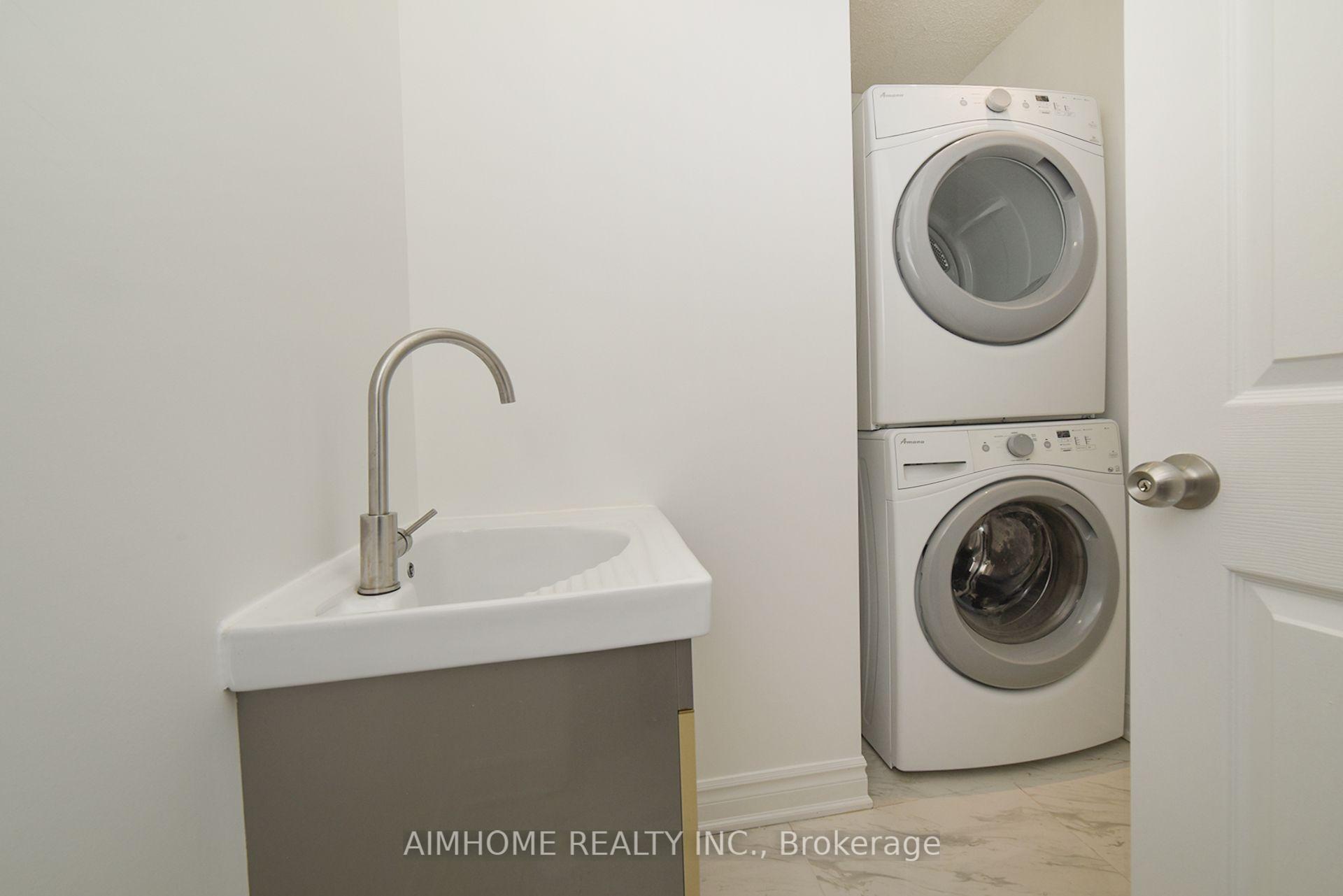Photo 9 of 213 Hupfield Trail, Scarborough, Malvern — HOMEH