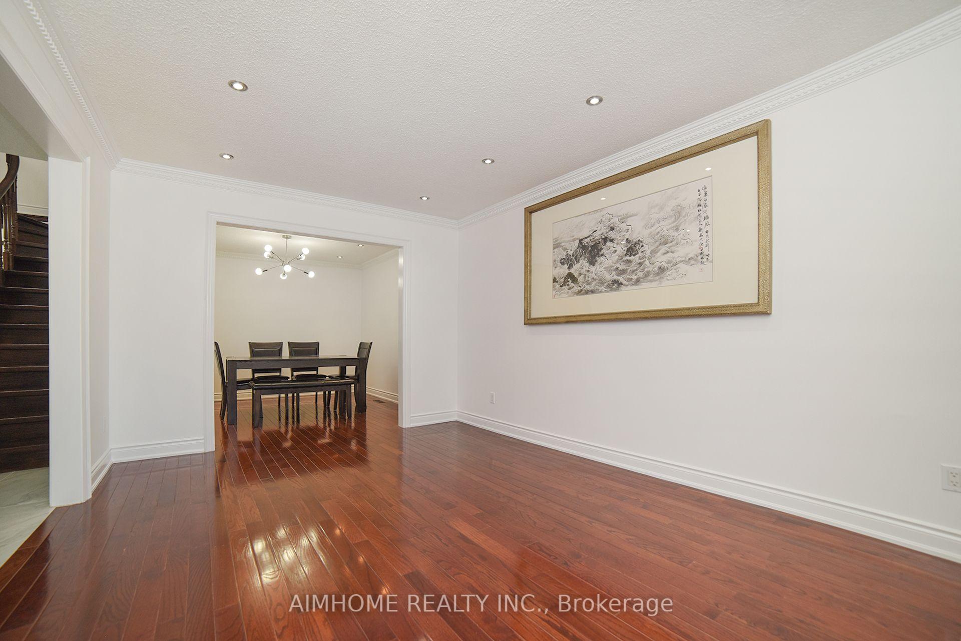 Photo 11 of 213 Hupfield Trail, Scarborough, Malvern — HOMEH