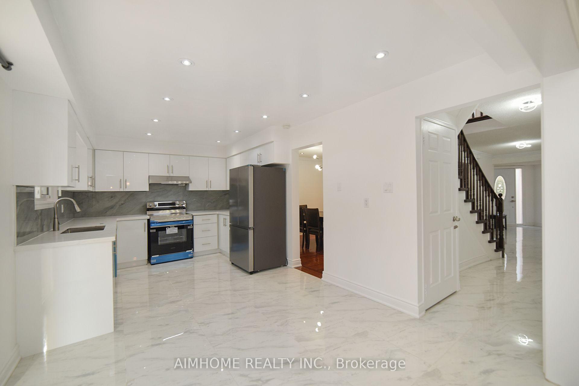 Photo 18 of 213 Hupfield Trail, Scarborough, Malvern — HOMEH