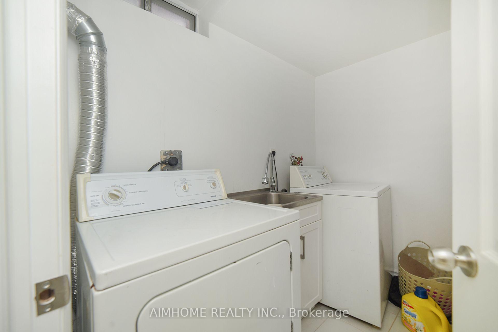 Photo 35 of 213 Hupfield Trail, Scarborough, Malvern — HOMEH