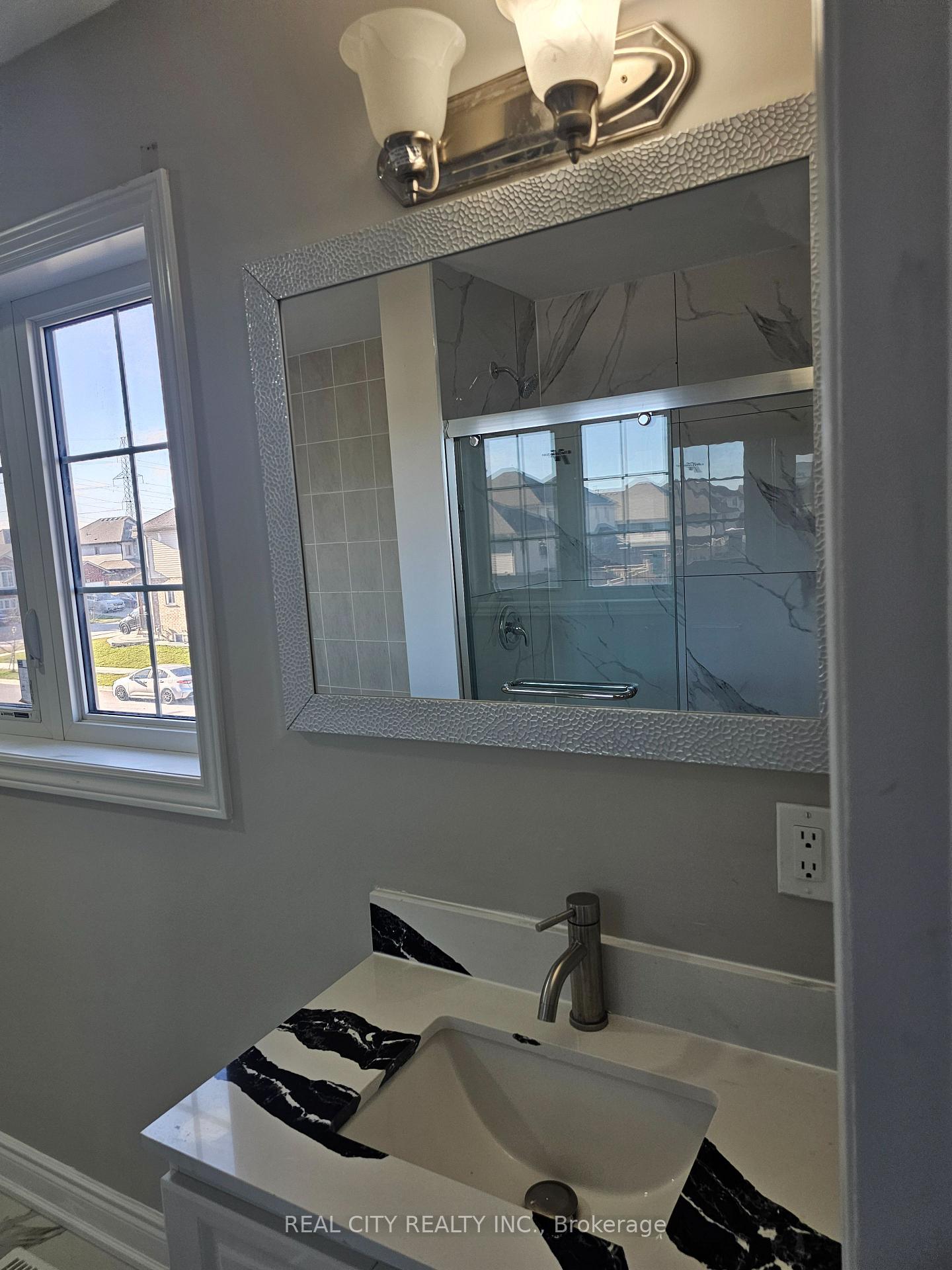 Photo 14 of 132 Sunset Way, Thorold, Rolling Meadows — HOMEH
