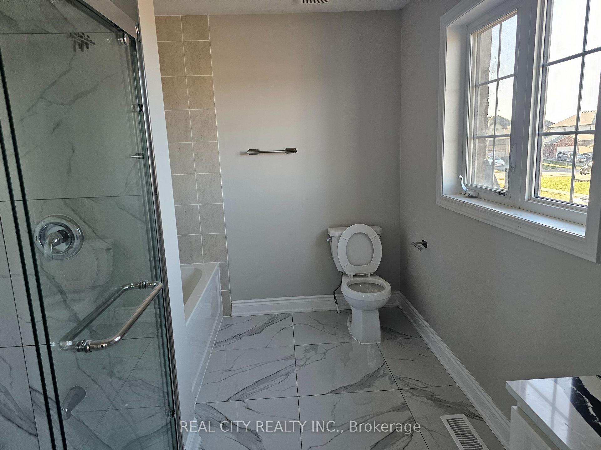 Photo 16 of 132 Sunset Way, Thorold, Rolling Meadows — HOMEH