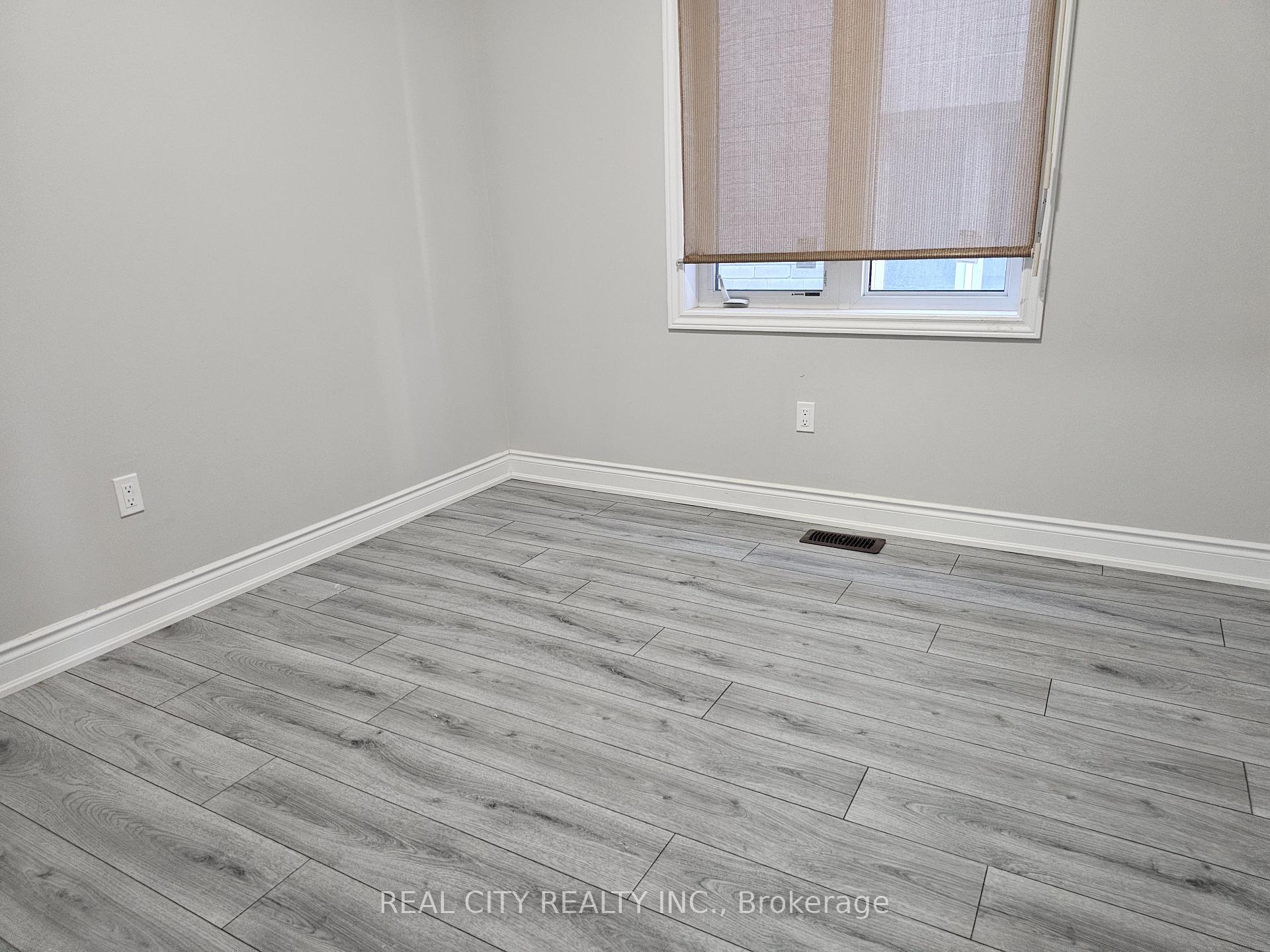Photo 18 of 132 Sunset Way, Thorold, Rolling Meadows — HOMEH