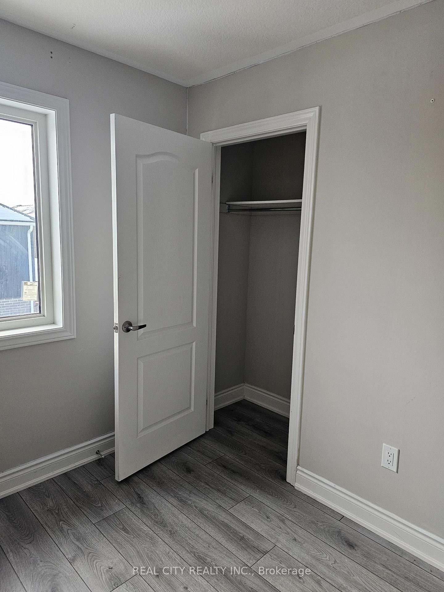 Photo 36 of 132 Sunset Way, Thorold, Rolling Meadows — HOMEH