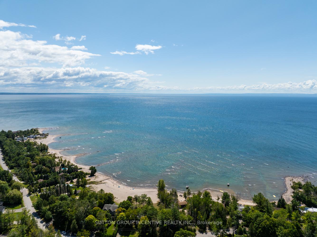 Photo 11 of 37 St. Laurent Boulevard S, Tiny, Rural Tiny — HOMEH
