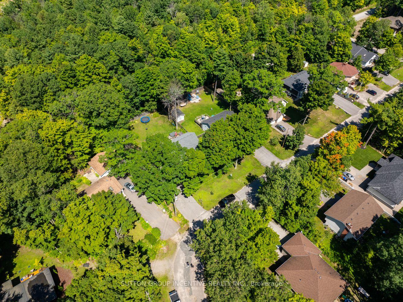 Photo 13 of 37 St. Laurent Boulevard S, Tiny, Rural Tiny — HOMEH