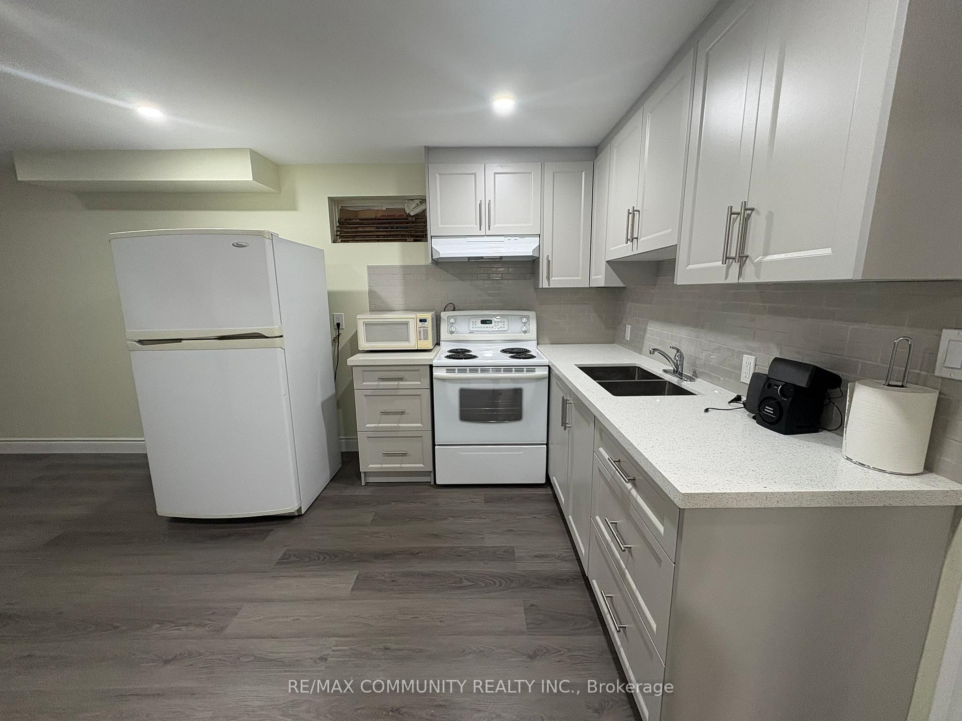 Photo 4 of 117 Millhouse Crescent, Scarborough, Rouge — HOMEH