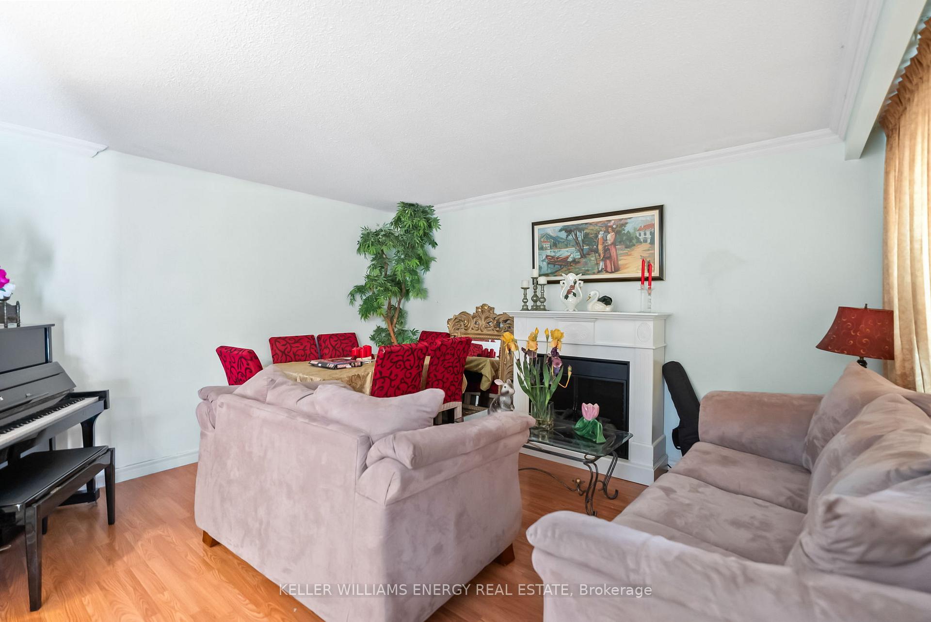 Photo 10 of 110 Littleleaf Drive, Scarborough, Malvern — HOMEH