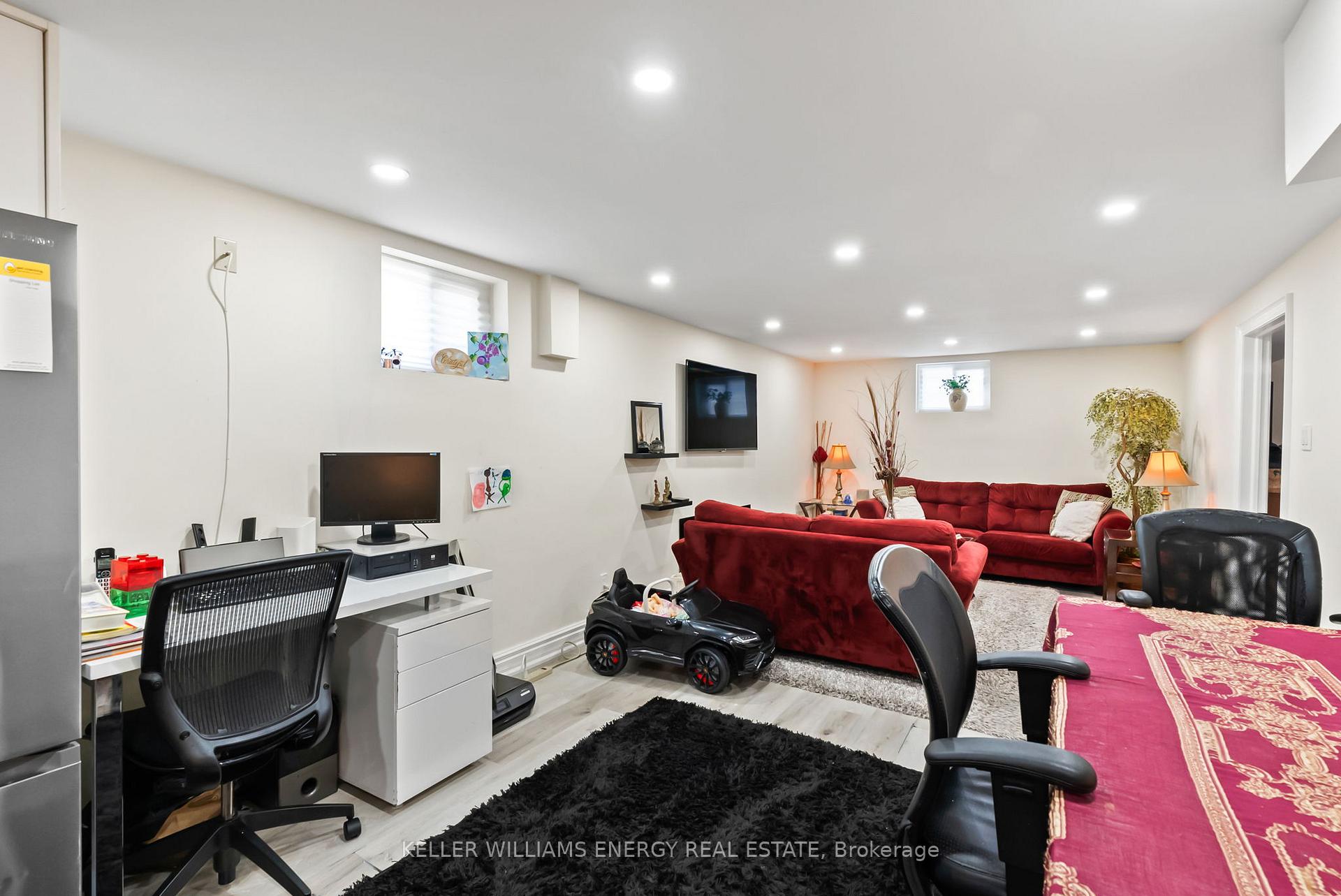 Photo 25 of 110 Littleleaf Drive, Scarborough, Malvern — HOMEH