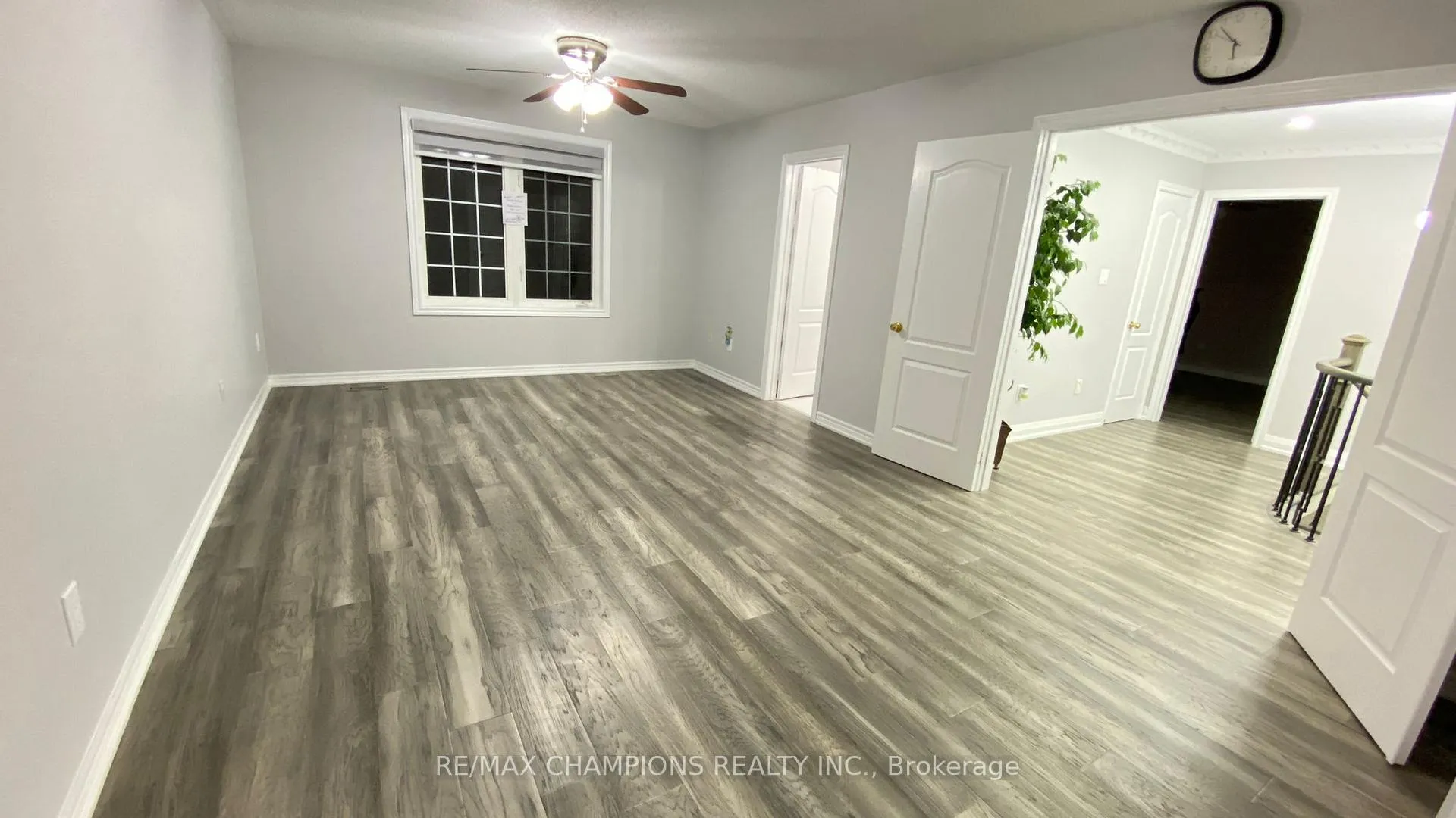 Photo 14 of 27 Stonecrest Drive, Brampton, Sandringham-Wellington — HOMEH
