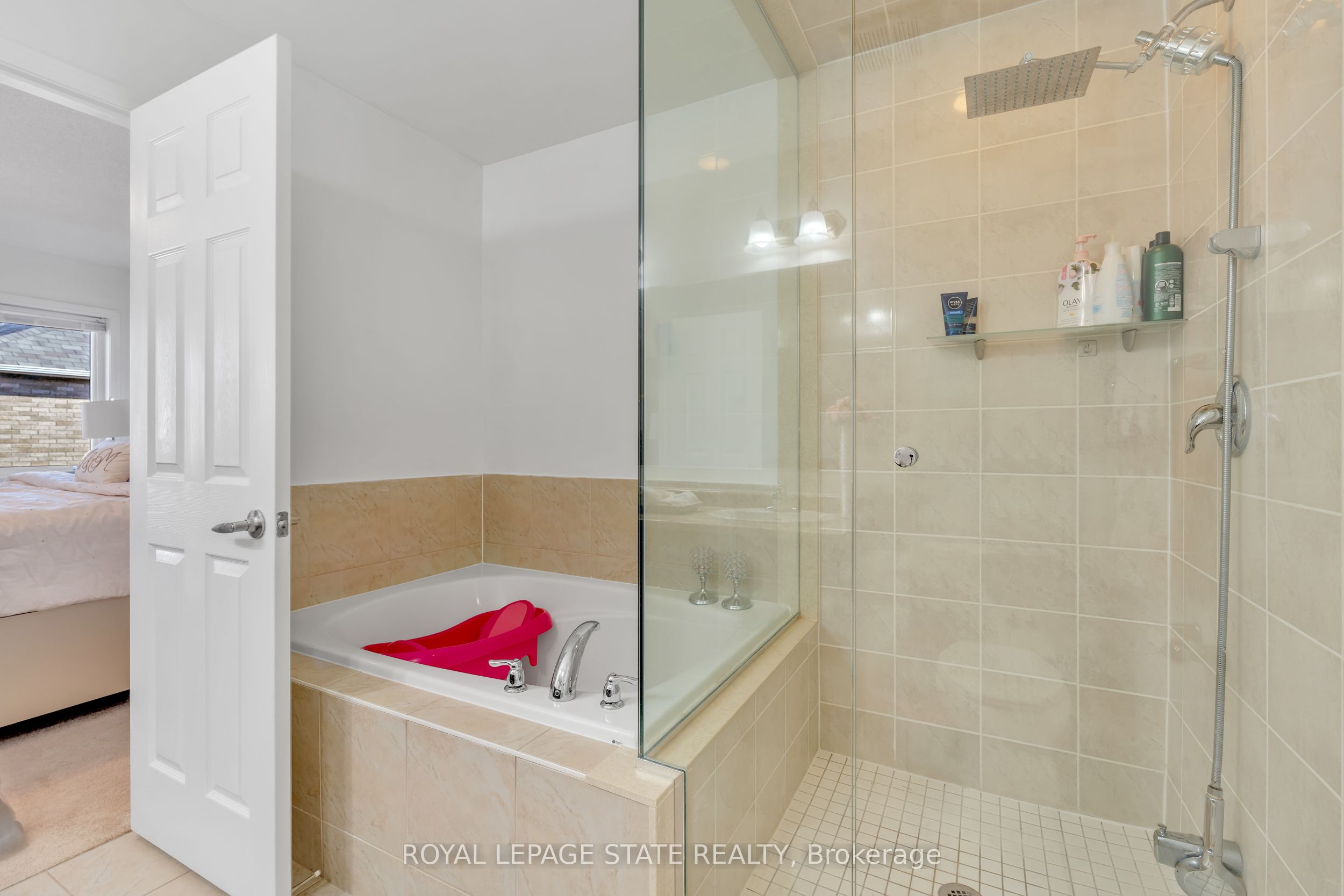 Photo 66 of 1519 Farmstead Drive, Milton, Ford — HOMEH