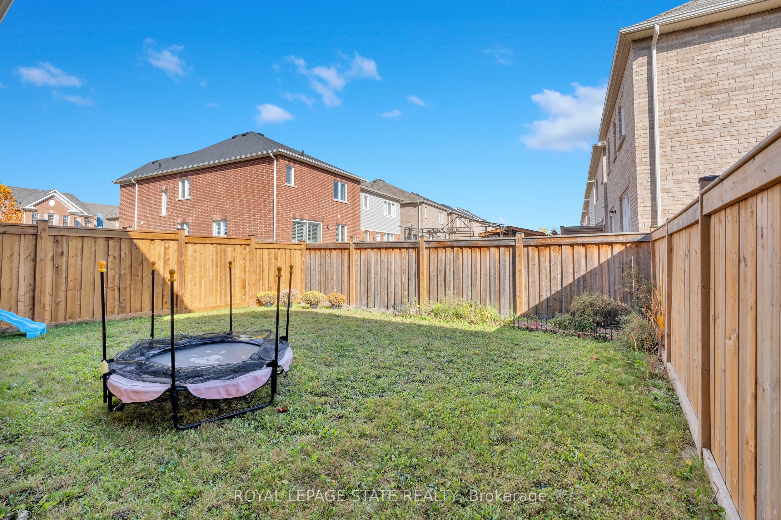Photo 75 of 1519 Farmstead Drive, Milton, Ford — HOMEH