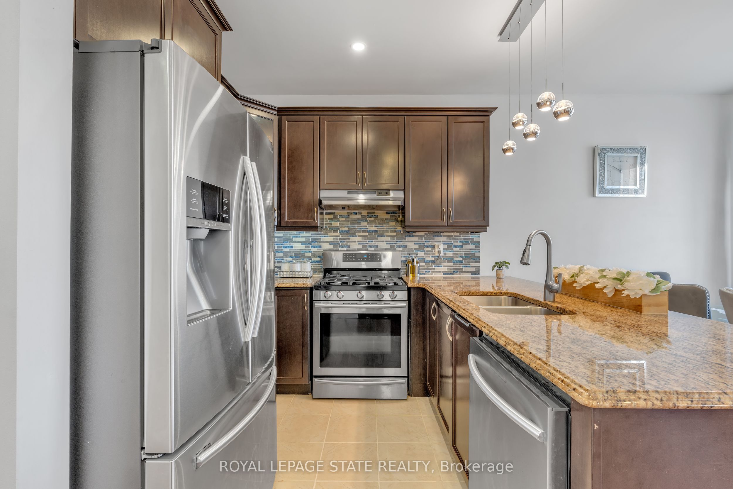 Photo 55 of 1519 Farmstead Drive, Milton, Ford — HOMEH