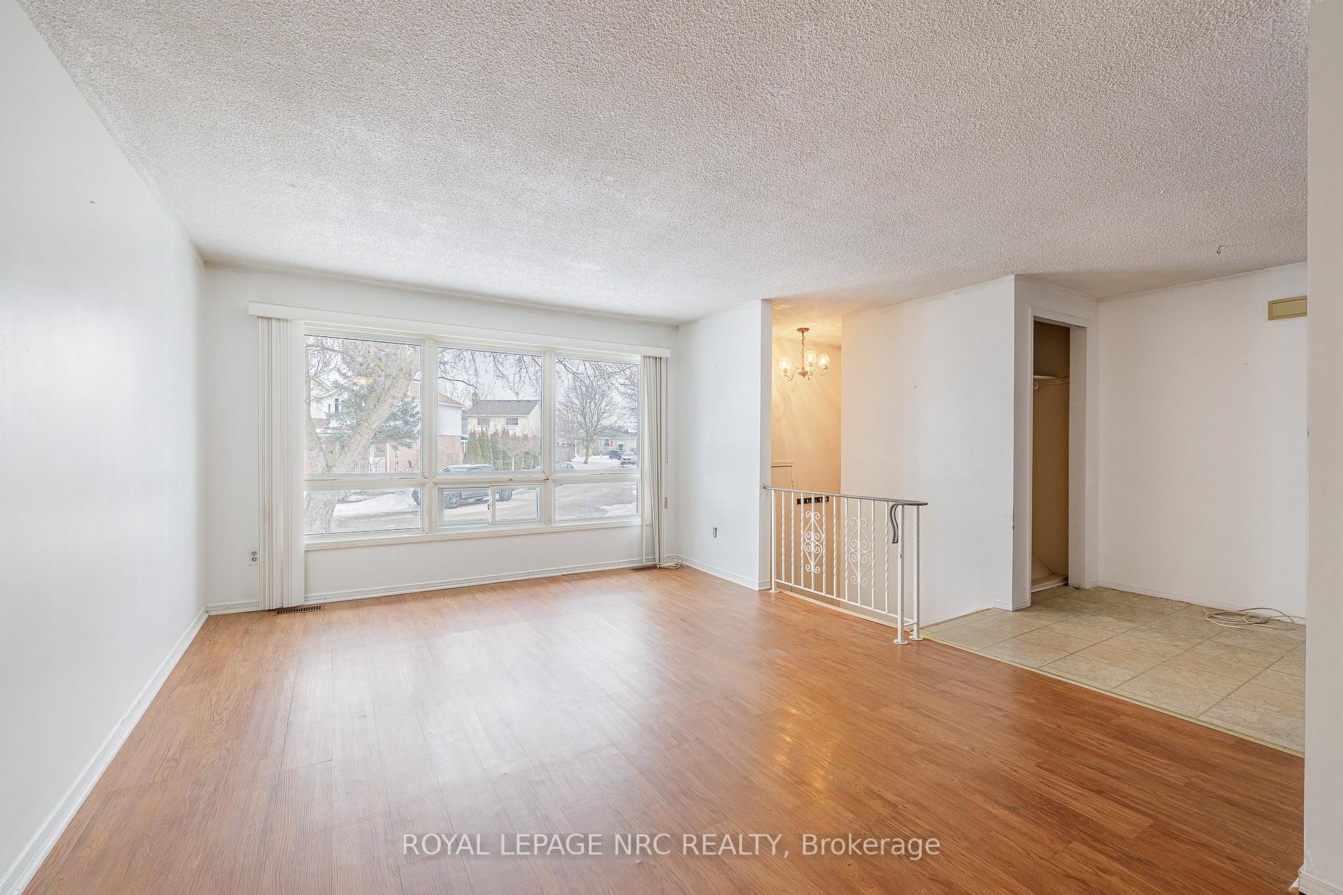 Photo 6 of 38 Buchanan Crescent, Thorold, Confederation Heights — HOMEH